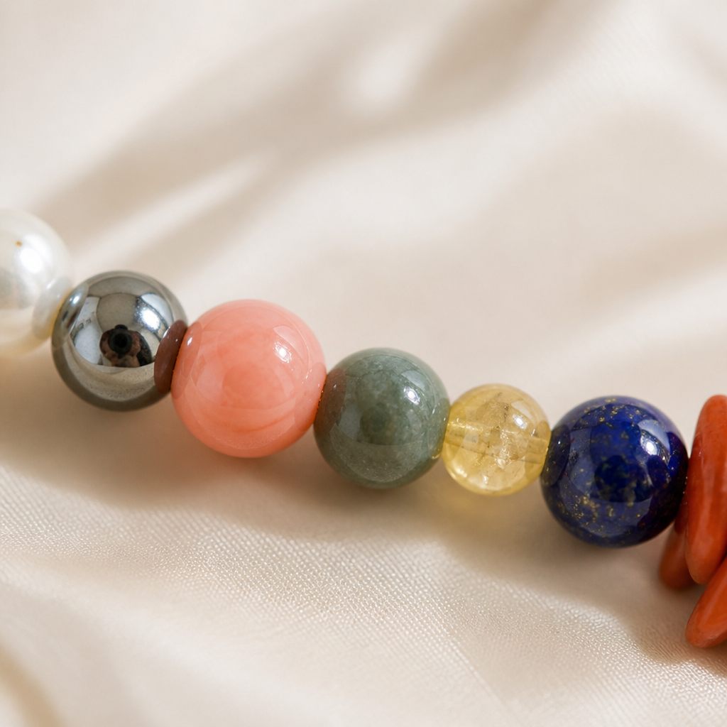Bracciale con gancio Corallo boho, multicolor (arancio, rosa, blu, giallo, verde, viola, celeste, bianco), argento, foto 3 di 4