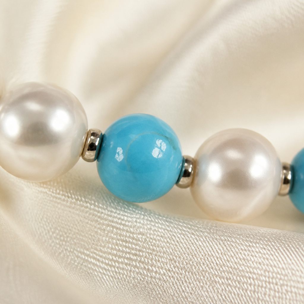 Set collana, bracciale e orecchini Cielo di perle, bianco perla, azzurro, argento, foto 3 di 5